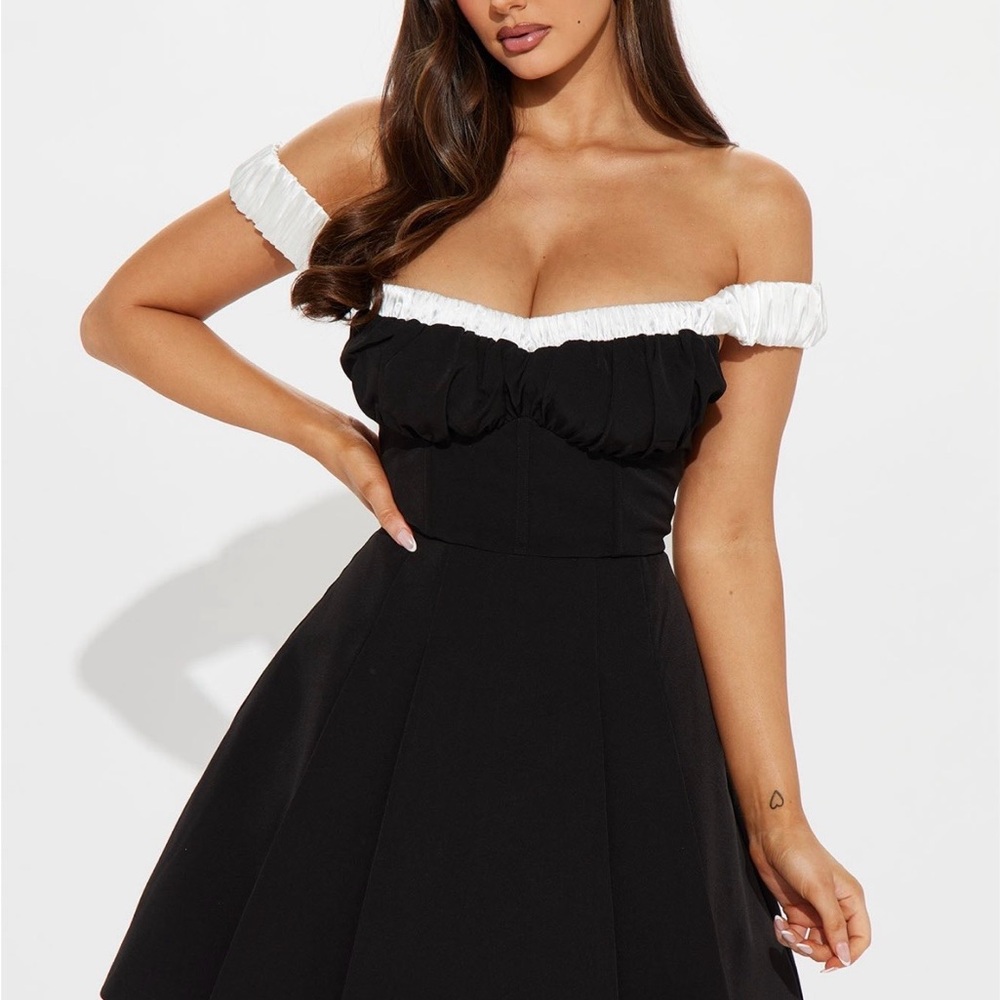 Fashion Nova Black and White Strapless Dress